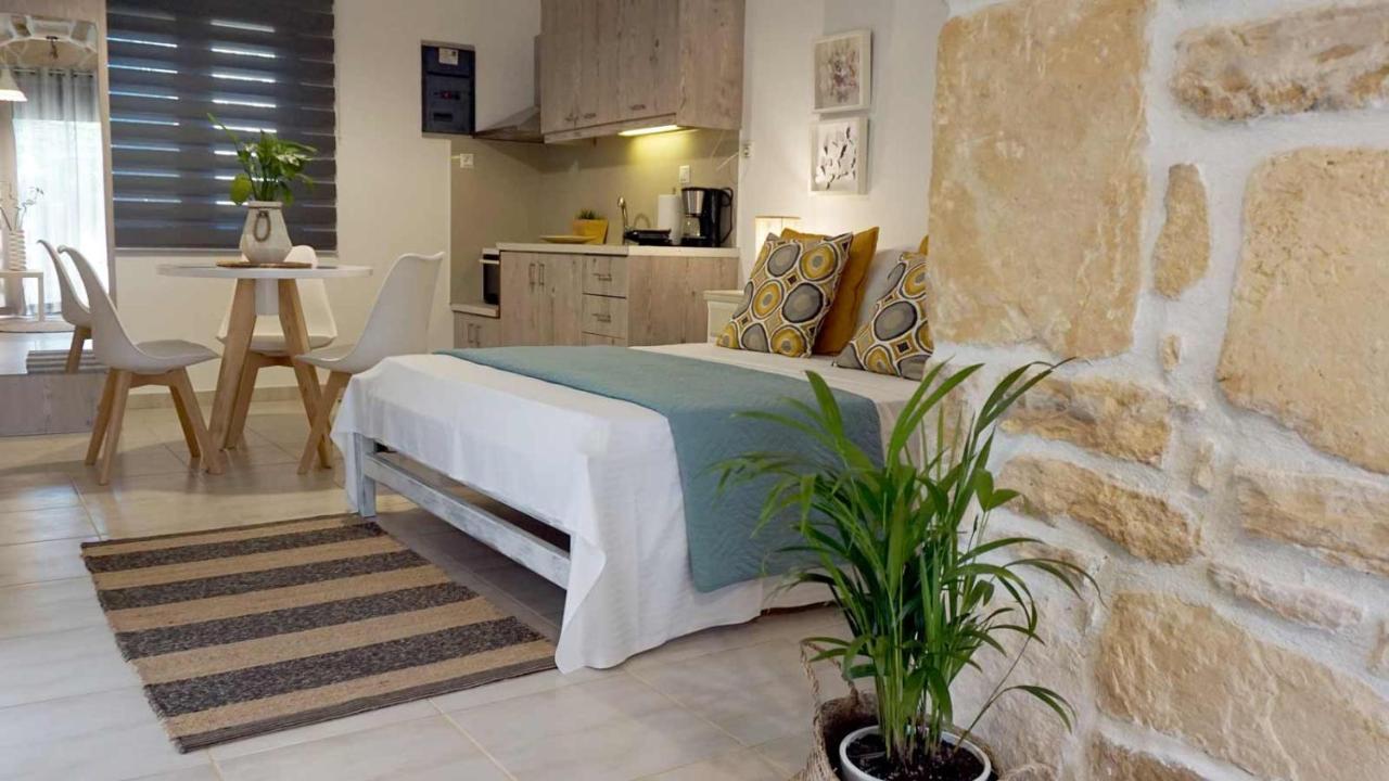 Studio Eleni - Oasis Holiday Houses Kokkinos Pirgos Exterior foto
